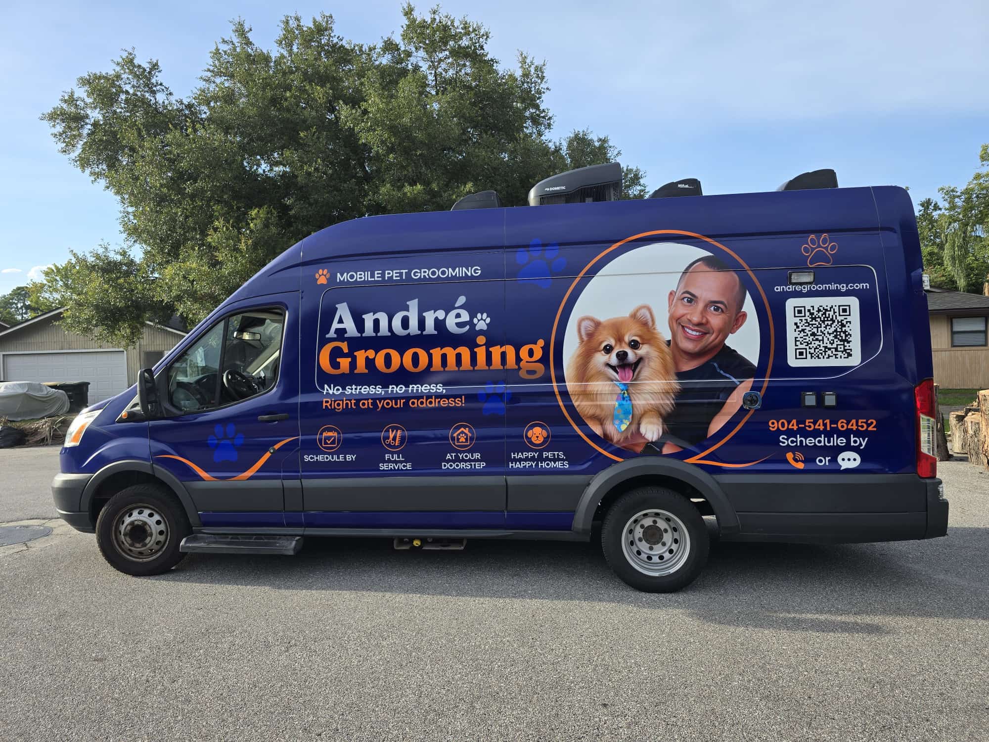 Andre's Grooming mobile van
